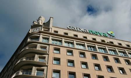 Caixanova ha paralizado la renovación de su cúpula hasta nuevo aviso.