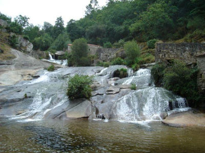 Maria_Sanjiao-Parque_Rio_Barosa-Barro-Pontevedra_14-08-07__2_