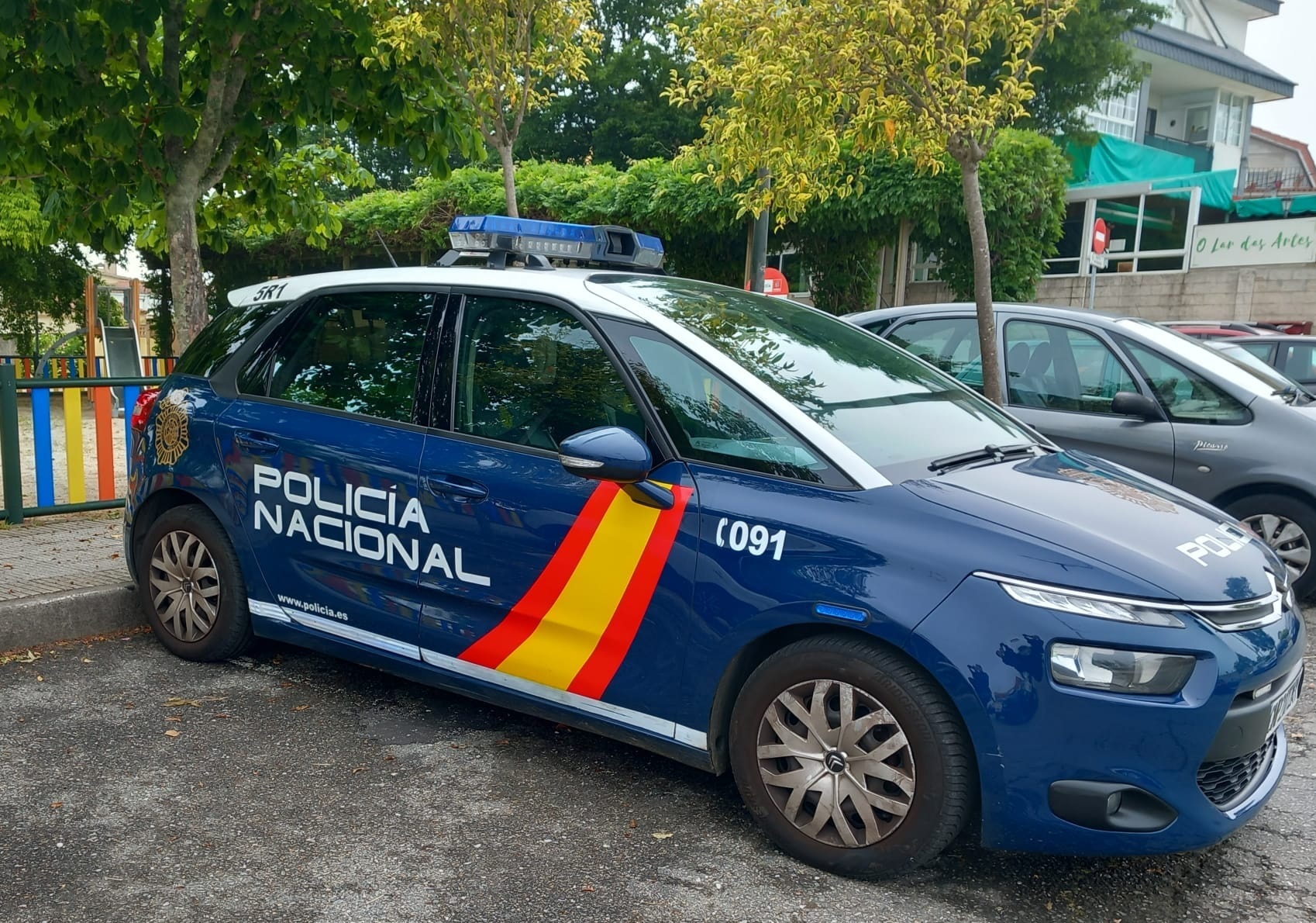 Detenida en Vigo acusada de robar en el interior de dos coches