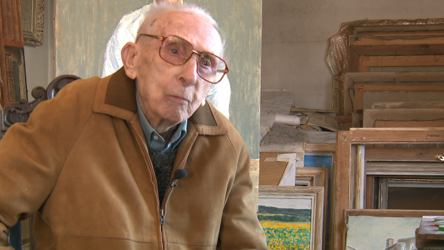 Muere a los 111 años el vigués Luis Torras, considerado el pintor más viejo del mundo