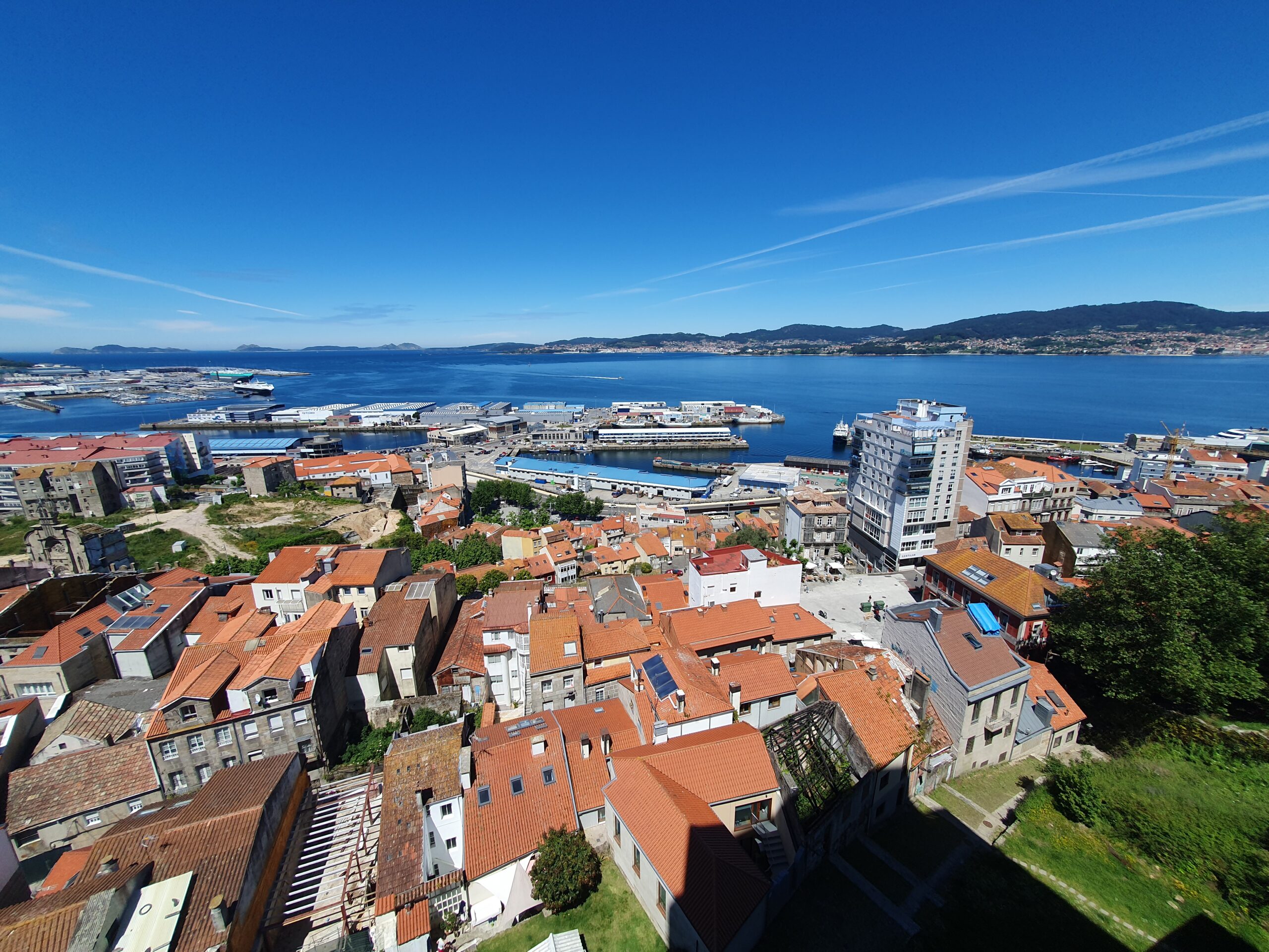 Presentan unha roposta para que o Concello de Vigo mobilice 25 millóns de remanentes para vivenda pública