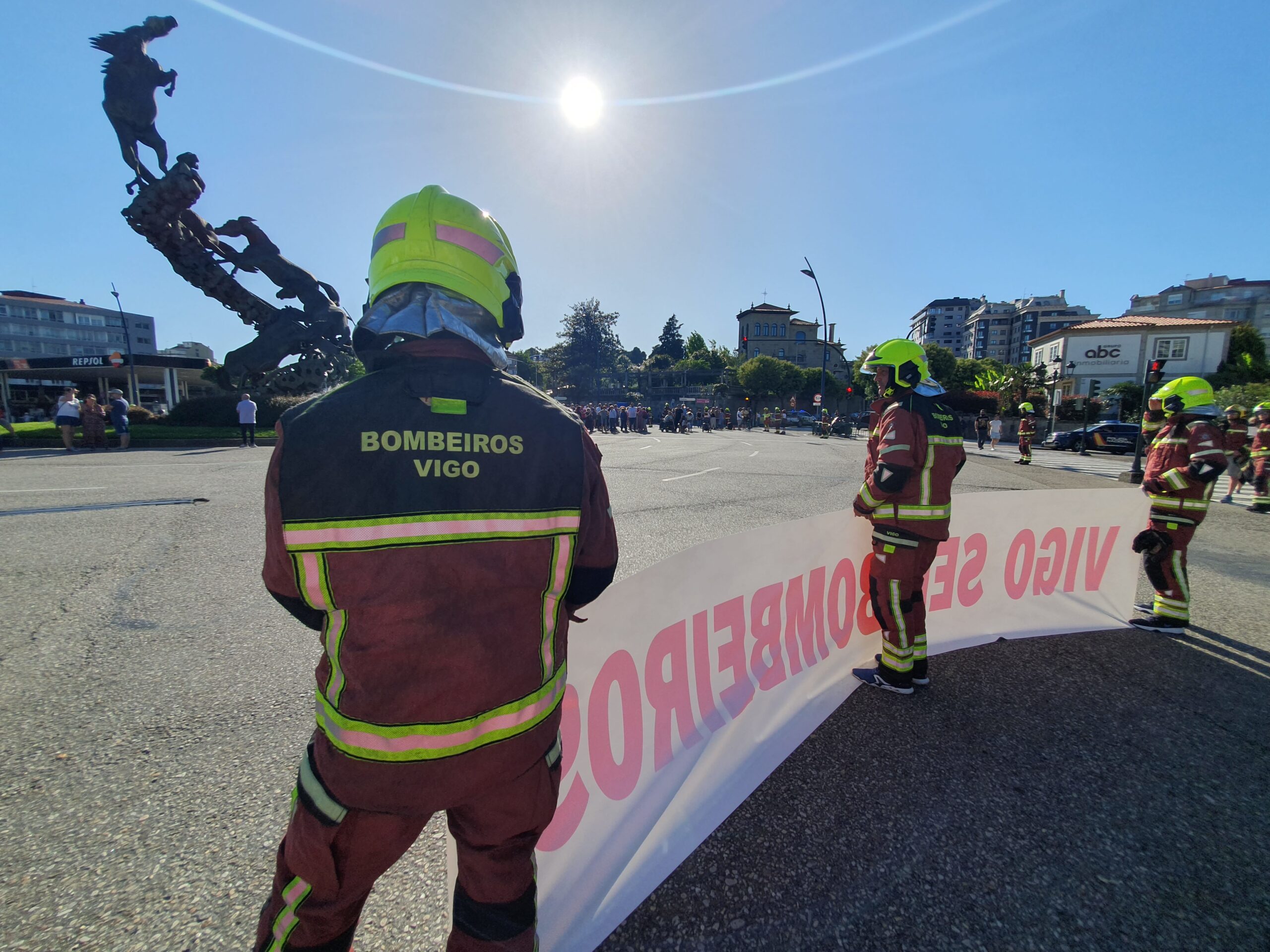 Este junio se jubilan 4 bomberos y el parque de Vigo se queda con sólo 122 en plantilla
