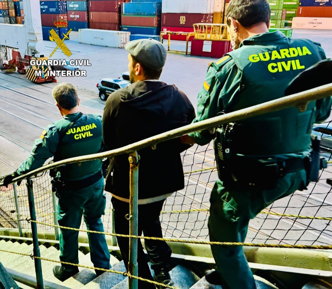 Detenido en el Puerto de Vigo un individuo acusado de un homicidio cometido en Polonia en 2020
