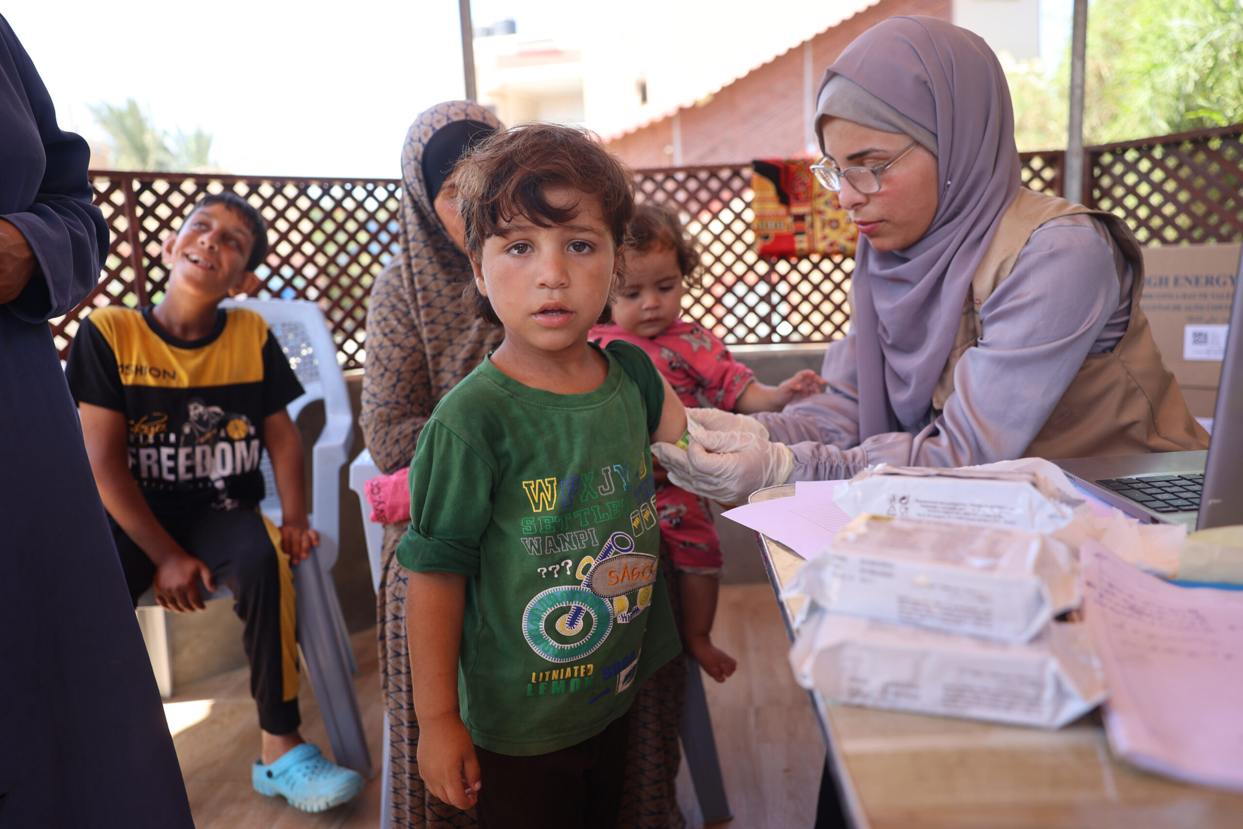 UNICEF y la OMS piden pausas humanitarias en Gaza para poder vacunar contra la polio