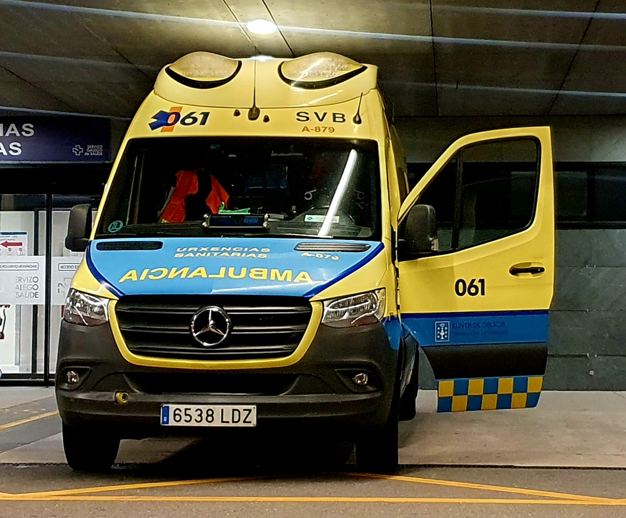 O Goberno galego licita o servizo de ambulancias do 061 na Área de Vigo por máis de 12 millóns