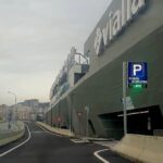 Así es el acceso desde la autopista al parking de Vialia, que ha abierto hoy al tráfico