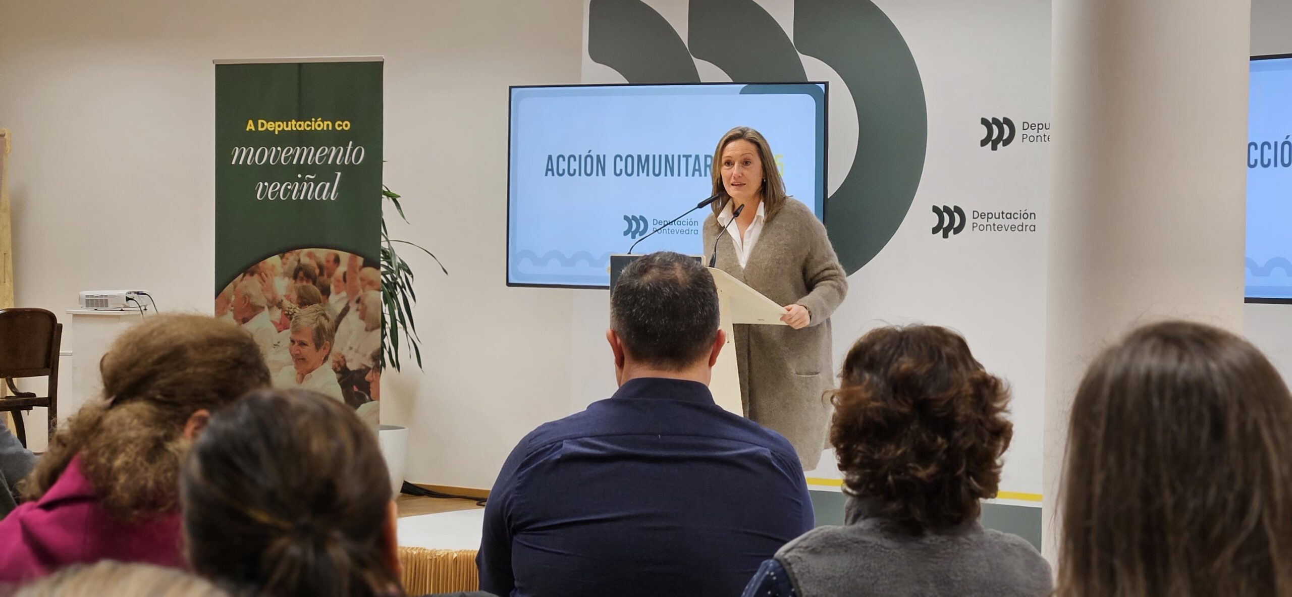 Luisa Sánchez adianta aos colectivos veciñais de Vigo que a Deputación destinará 2,4 millóns a programas de Acción Comunitaria