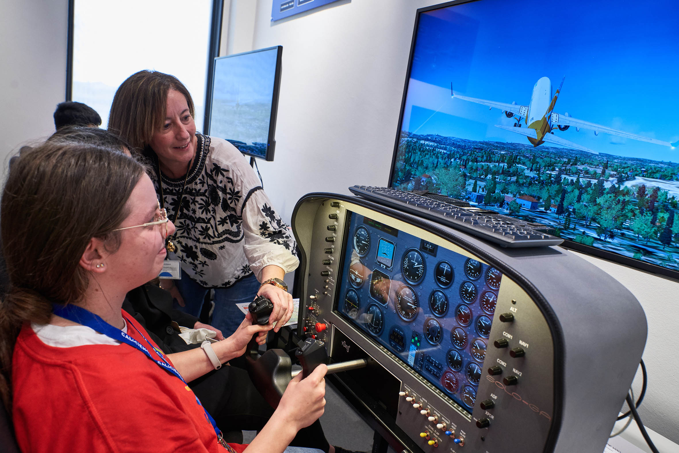 O alumnado galego pode iniciarse no mundo da aviación de xeito gratuíto