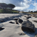 El Concello restaura la Praia do Baluarte, en Coruxo, para frenar la pérdida de superficie arenosa