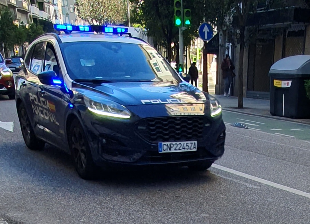 Orden de búsqueda y captura contra el acusado de violar a otro hombre en un parking de Vigo