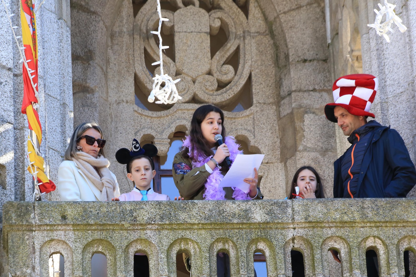 O Porriño comeza o seu Entroido con música, tradición e cor