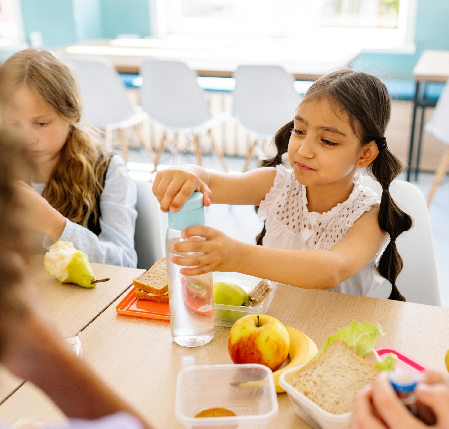 Si vives en Vigo, desde este miércoles, 5 de marzo, puedes solicitar la beca de comedor escolar