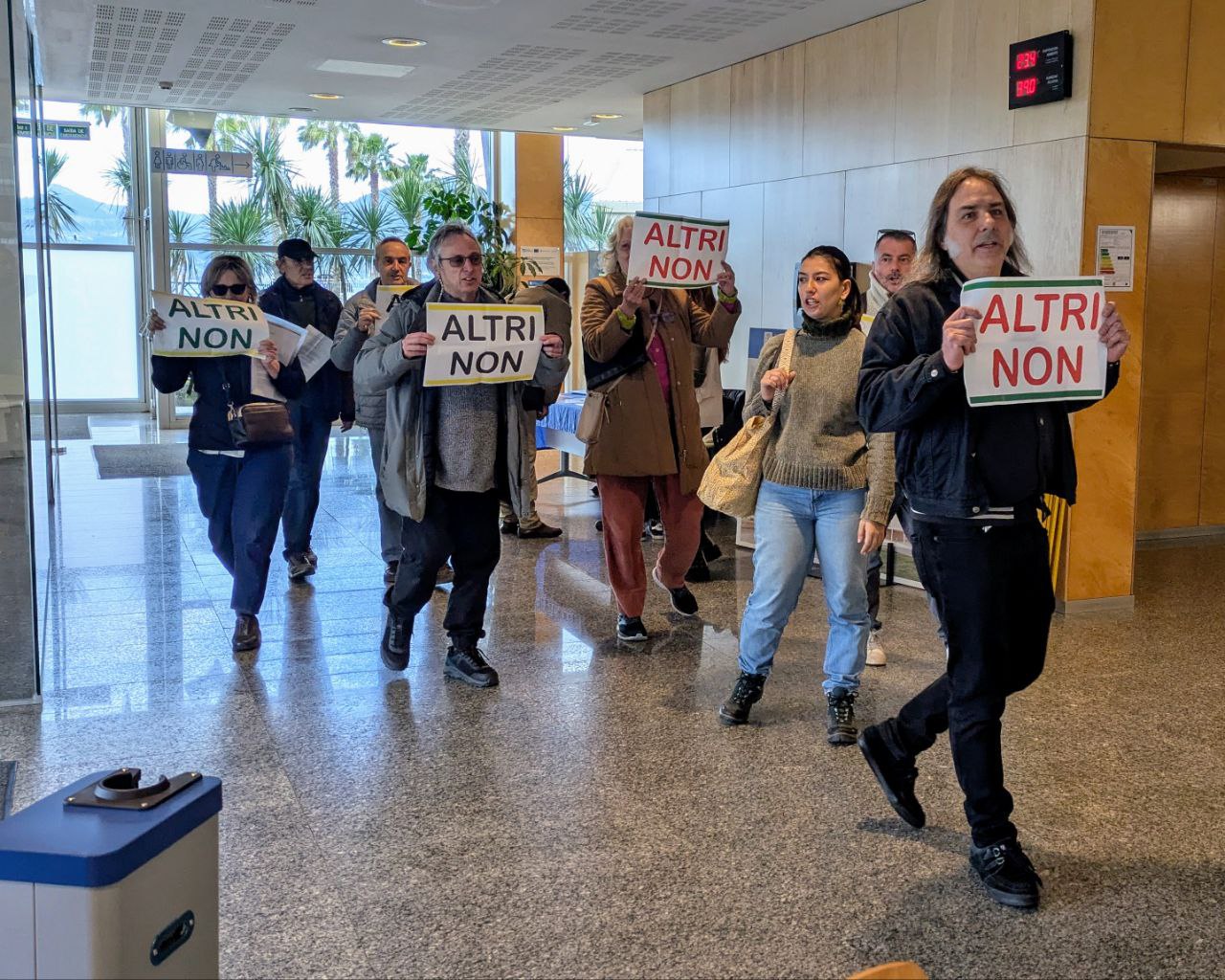 Comeza en Vigo a "mobilización permanente" contra a fábrica de Altri